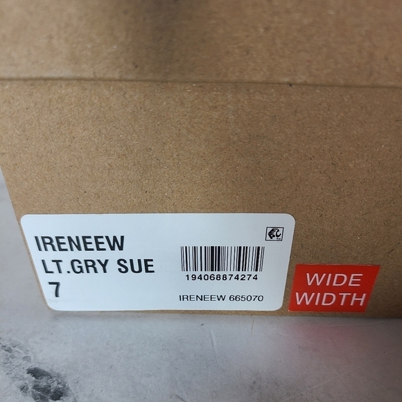 Steve Madden Ireneew Grey Suede Sandal Heel 7W New With Box - Picture 9 of 9